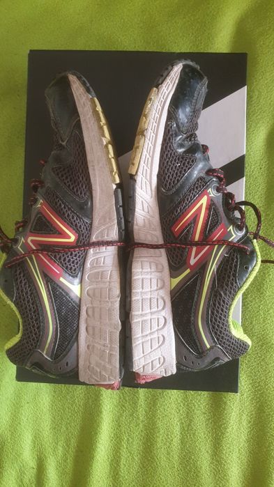 Маратонки New Balance 580 V4