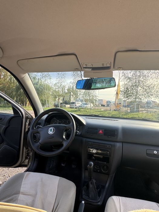 Skoda Octavia Tour 1.4 benzina