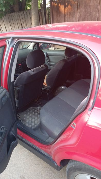 Opel Astra 2000 rosu