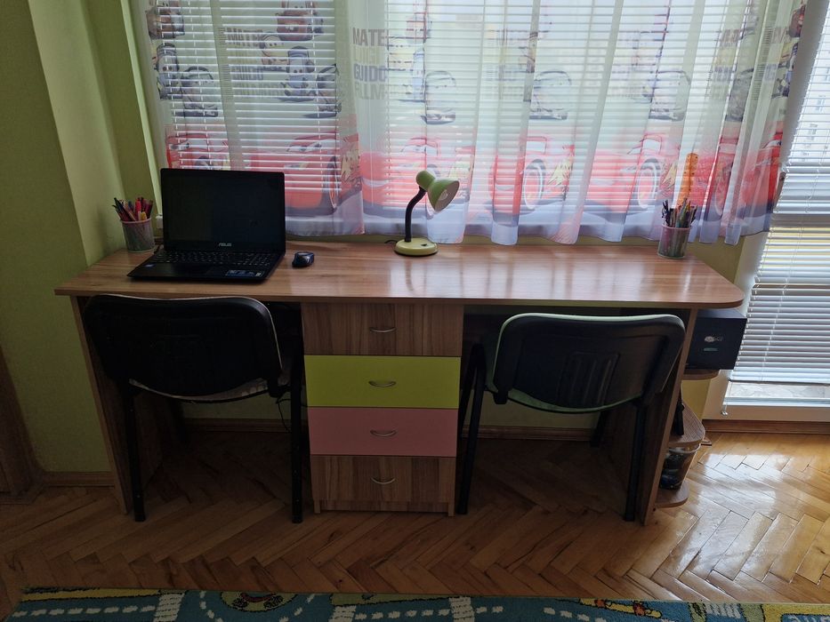 Двойно бюро за детска стая