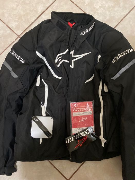 Moto echipament noi