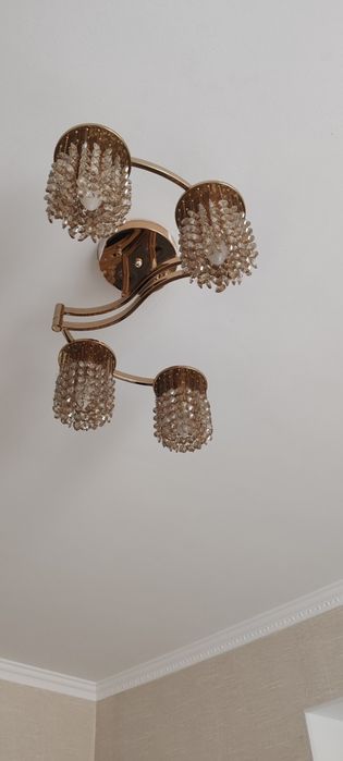 Продам люстру, б/у, нужно помыть её)