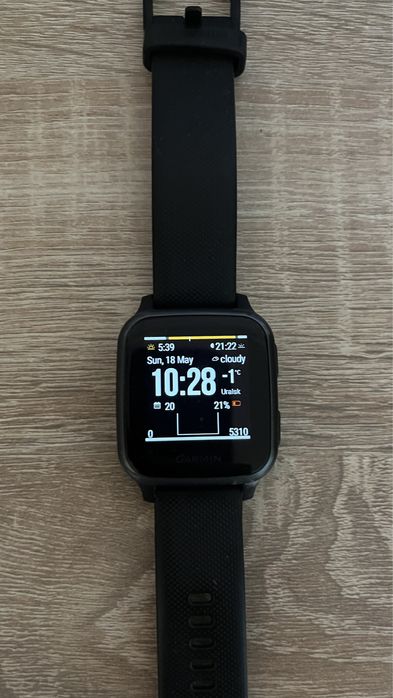 Продам смартчасы Garmin
