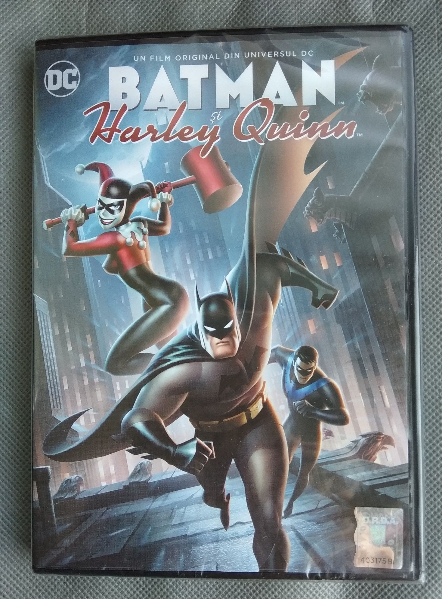 BATMAN și Harley Quinn [DVD]. Subtitrat în română