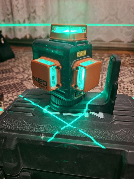 Nivela laser 3 planuri NEO TOOLS