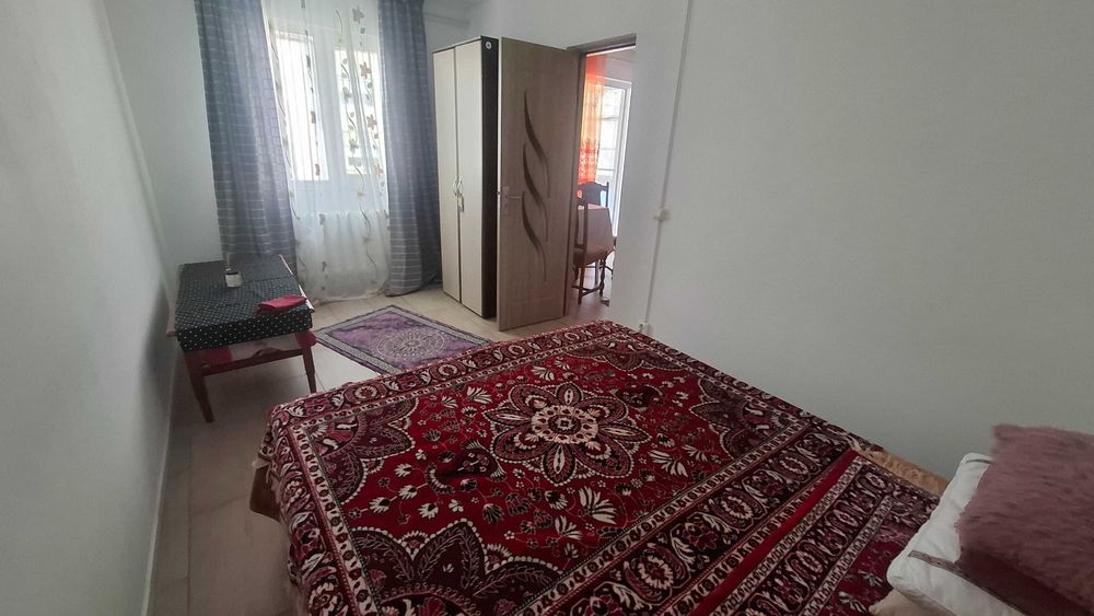 Inchiriez ap.2 cam Mangalia