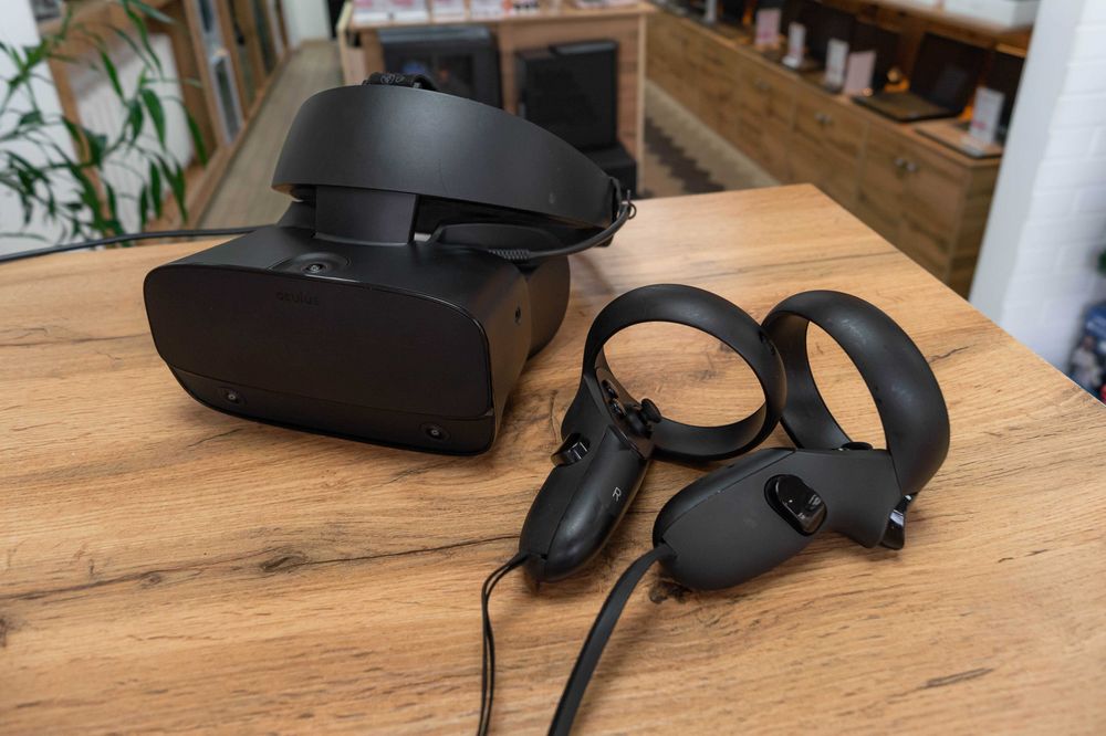 Очки виртуальной реальности Oculus Rift S черный Магазин Red Geek