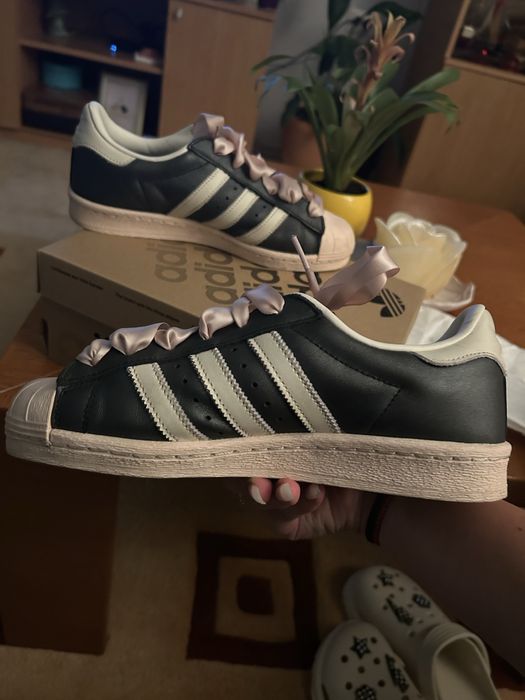 обувки Adidas superstar 82W