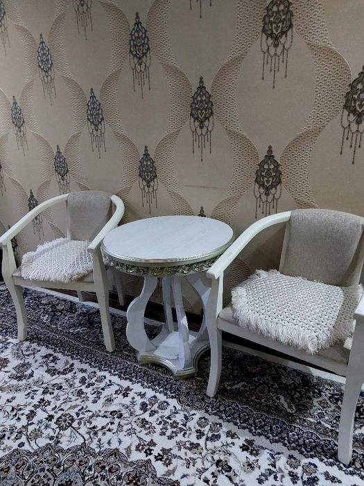 Jurnalniy stol-stul sotiladi