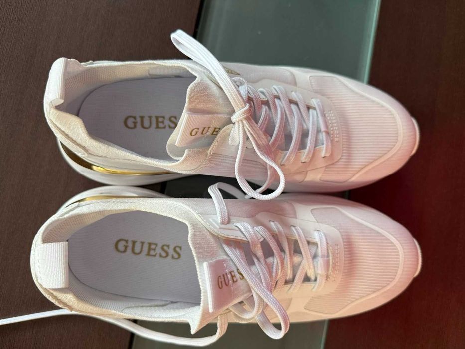 Маратонки GUESS FLJSOL FAB12 Бял
