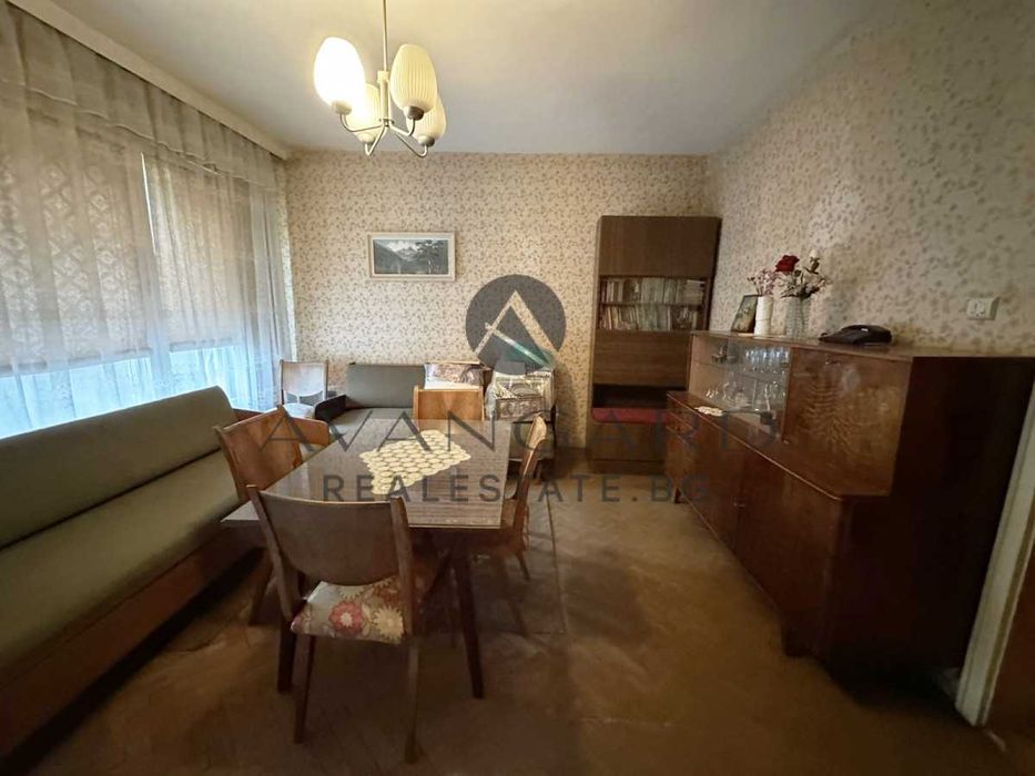 Продава се Двустаен апартамент в Пловдив, Кършияка - 64 кв.м за 1479 €/кв.м - Снимка #1
