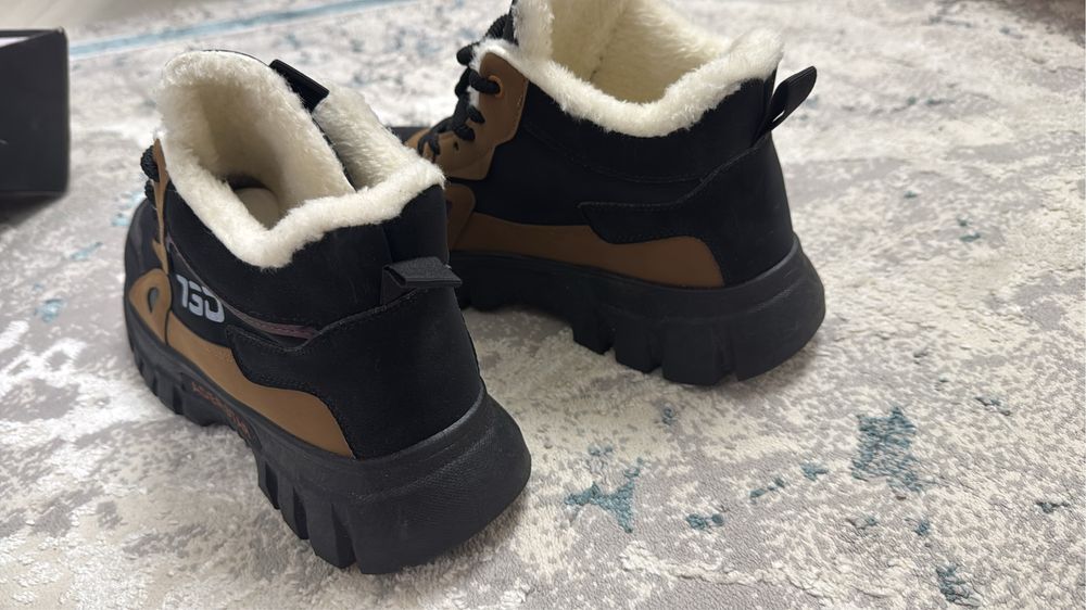 Продам новый красовки зимний