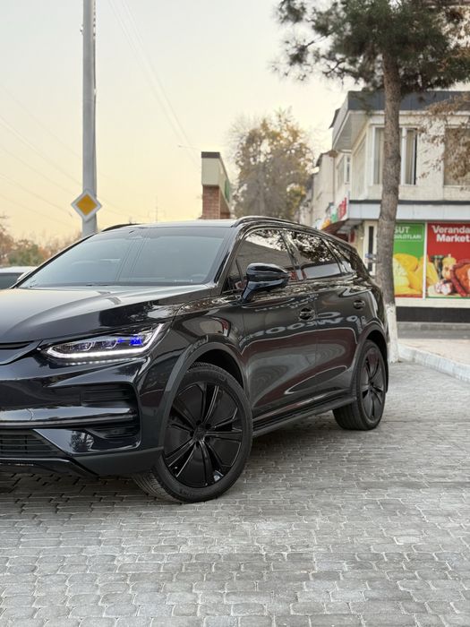 Byd tang dual motor 517л.с polniy nayt