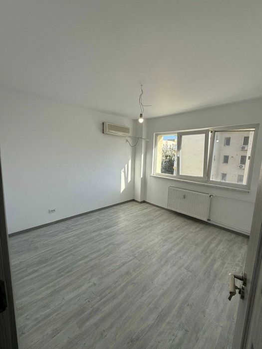 Apartament 3 camere complet renovat-Pantelimon