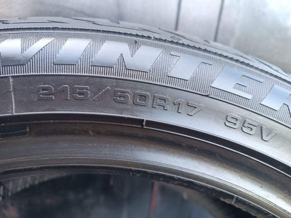 215/50/17 Voyager Дот 2822