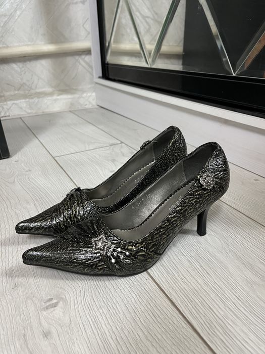 Туфельки РАСПРОДАЖА! Купите одну пару, вторая на ваш выбор - бесплатно