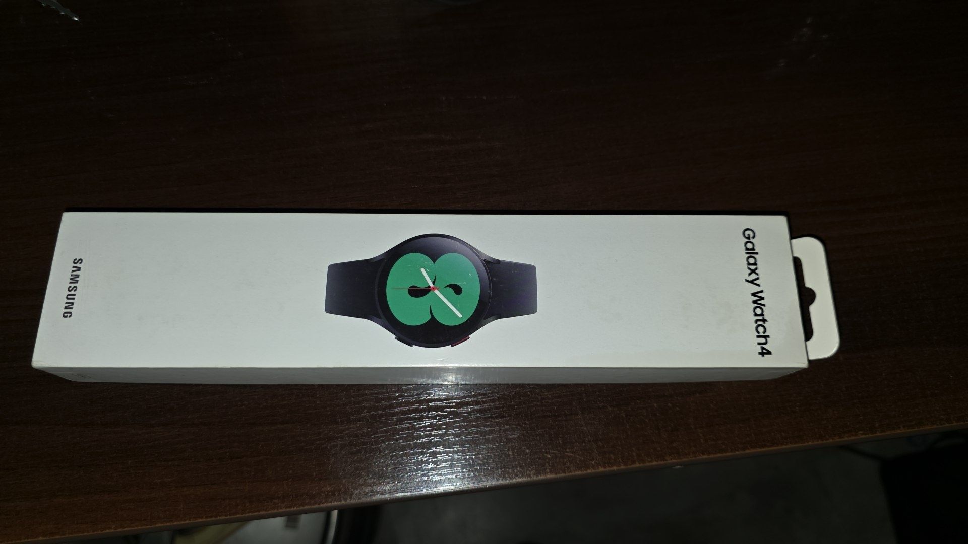 Продаю срочно часы  Samsung Galaxy Watch 4