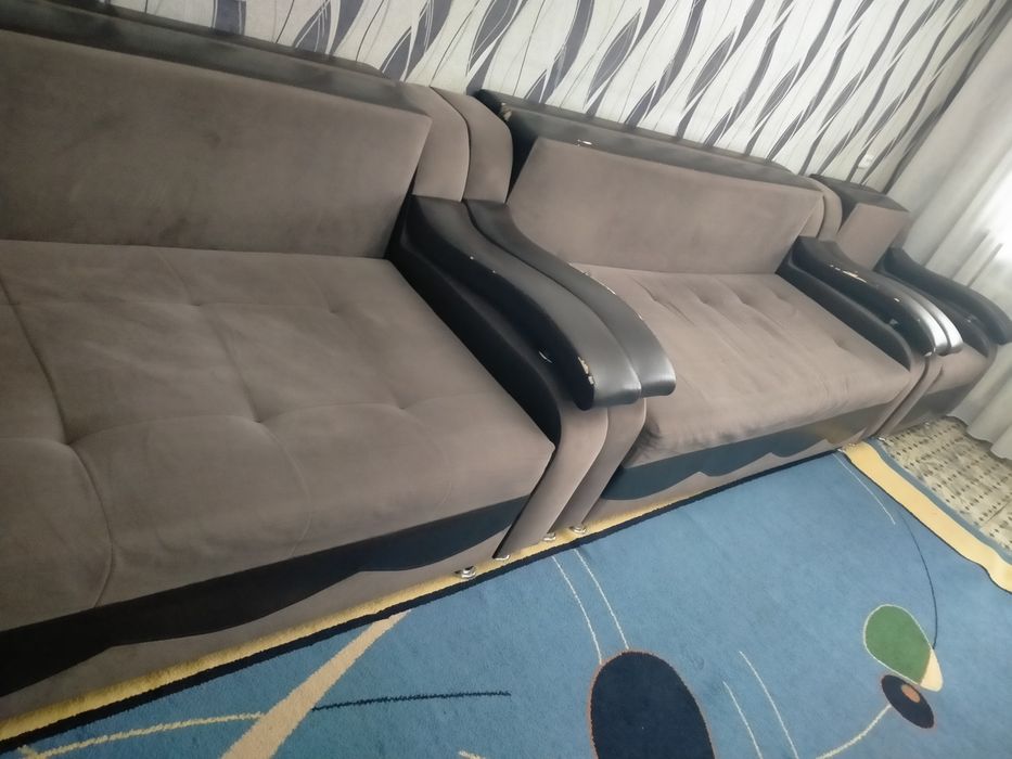 Продам мягкий уголок