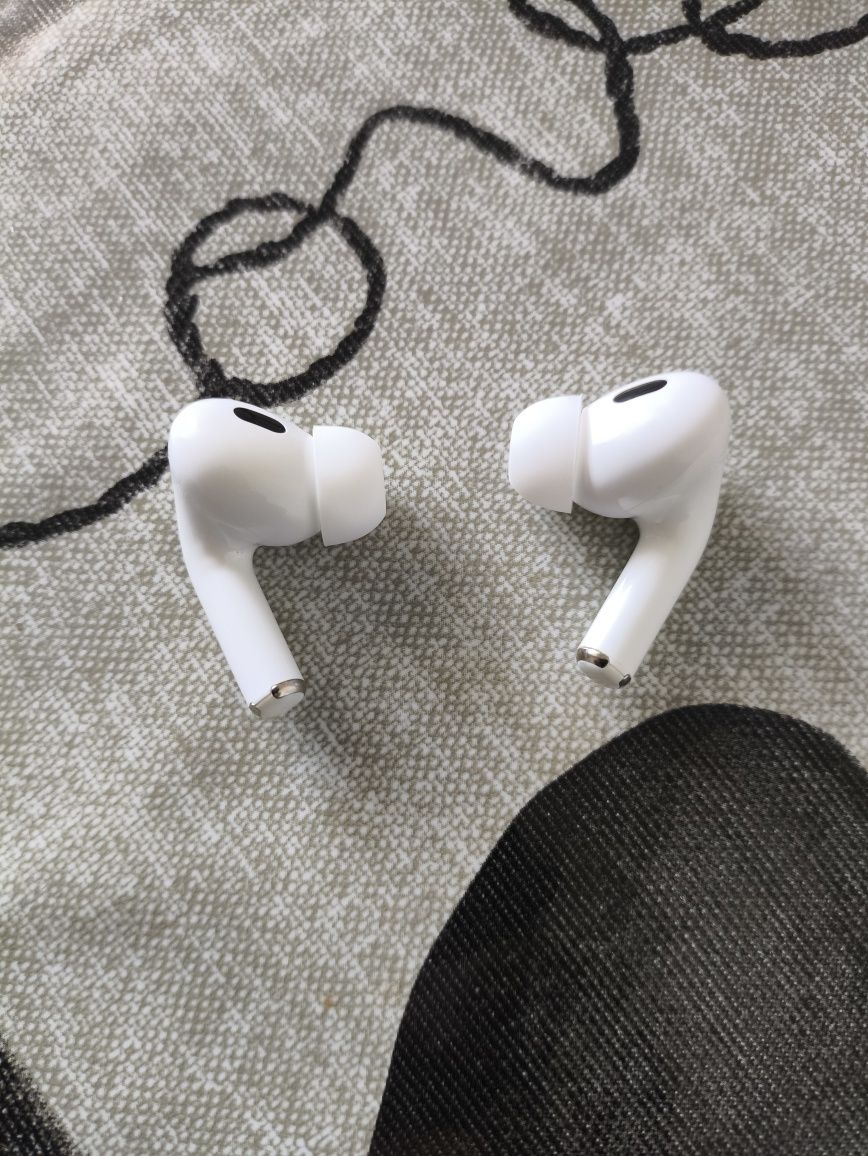 AirPods Pro 2-го поколения