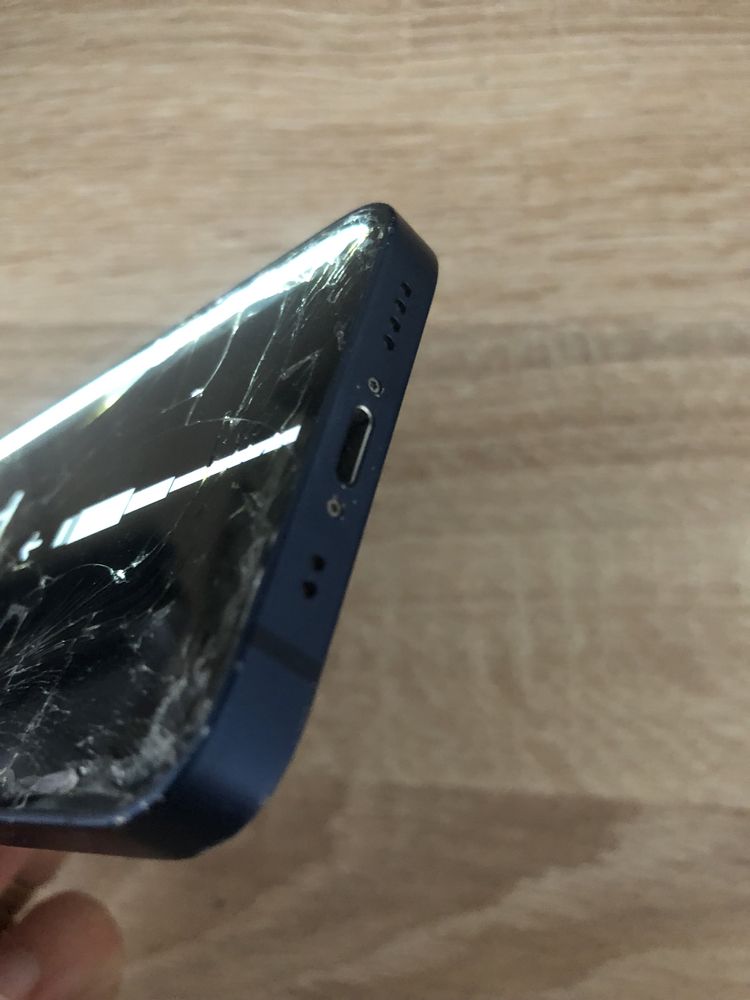 Iphone 12 mini , defect