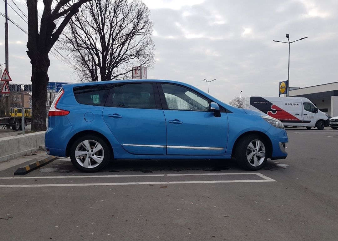 Renault Grand Scenic 1,5 dci 110 cp 7 locuri euro 5