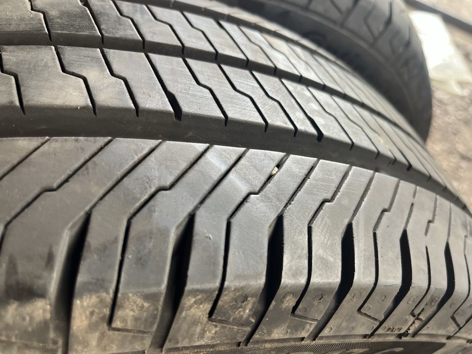 Уникални летни гуми 4.бр 215.60.17.С. Континентал