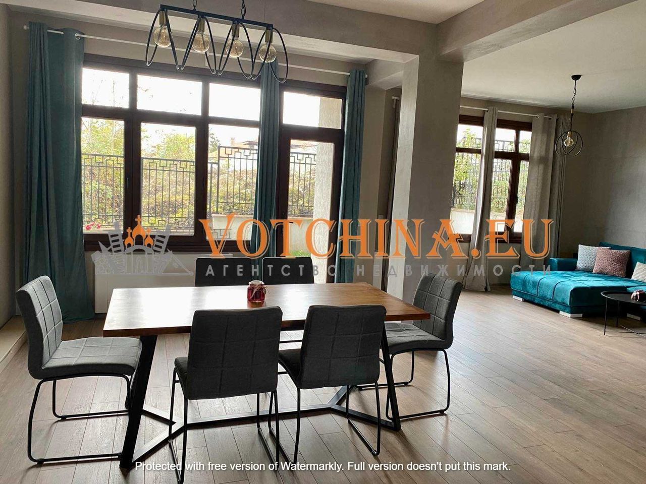 Продава се Къща в Балчик - 240 кв.м за 830 €/кв.м - Снимка #2