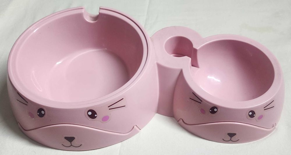 Двойная миска пластмассовая для кошек и собак, длина 35 см, б/у