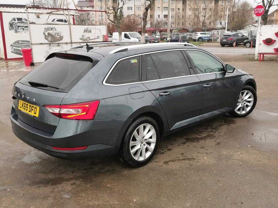 usa usi skoda superb 3 break 2020 usa spate superb 3 break lf7y
