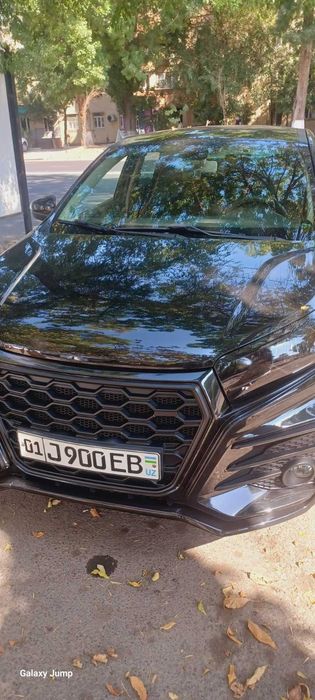 Продам автомобиль LADA XRAY