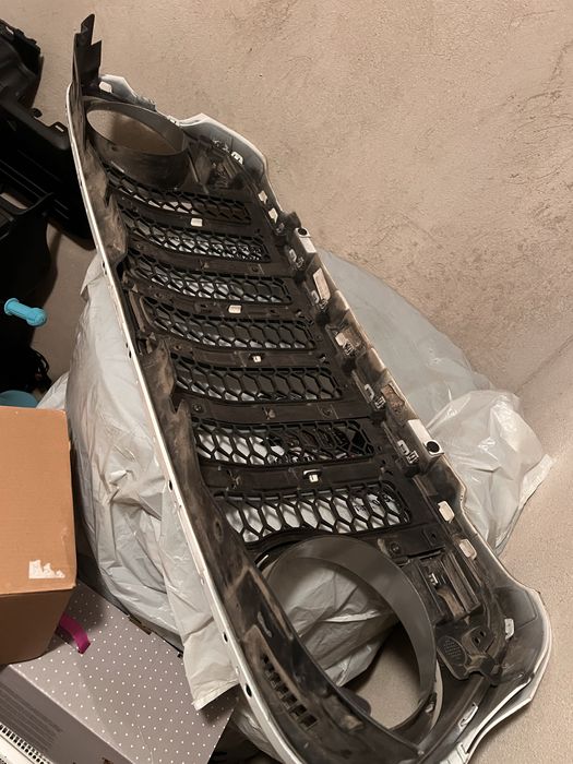 Решетка Wrangler/Gladiator JL 2018+ оригинална