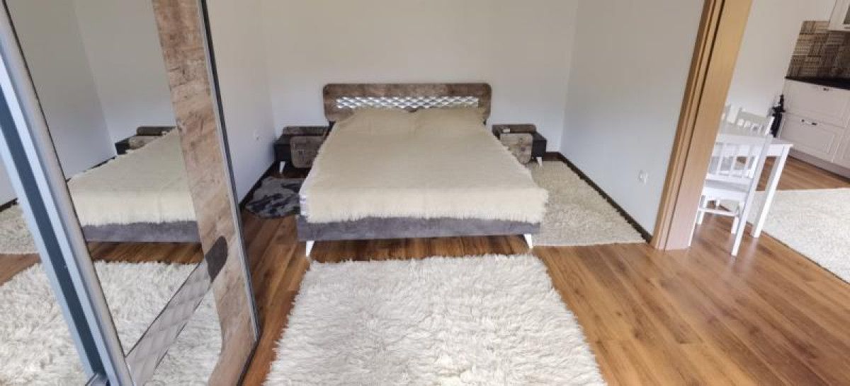 Дава се под наем Къща в София, Драгалевци - 1400 кв.м за 7000 € - Снимка #2