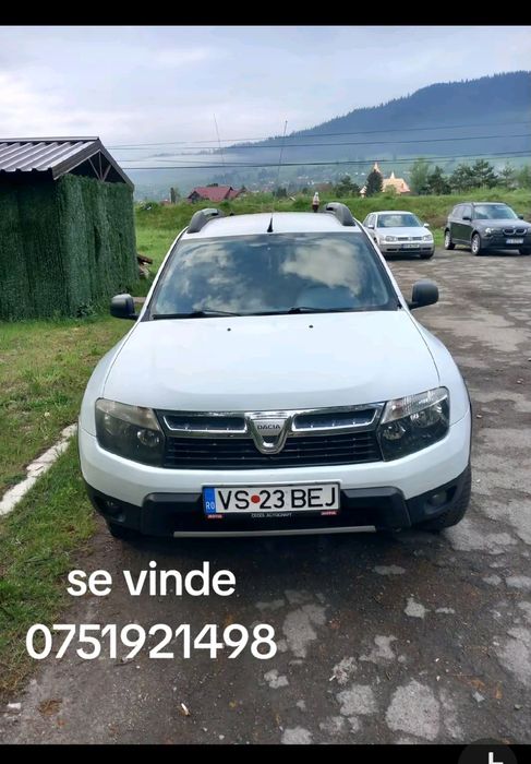 Vând/ schimb Dacia duster