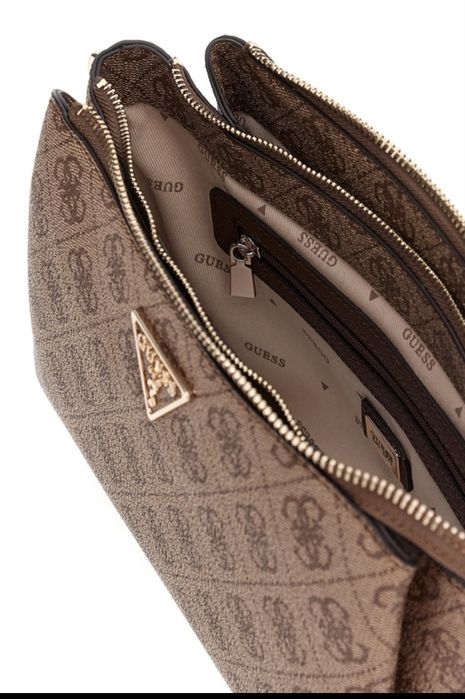 Guess-дамска чанта