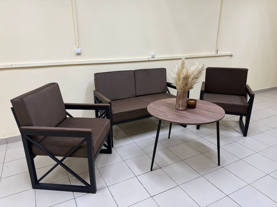 Loft divan ofis va uy uchun