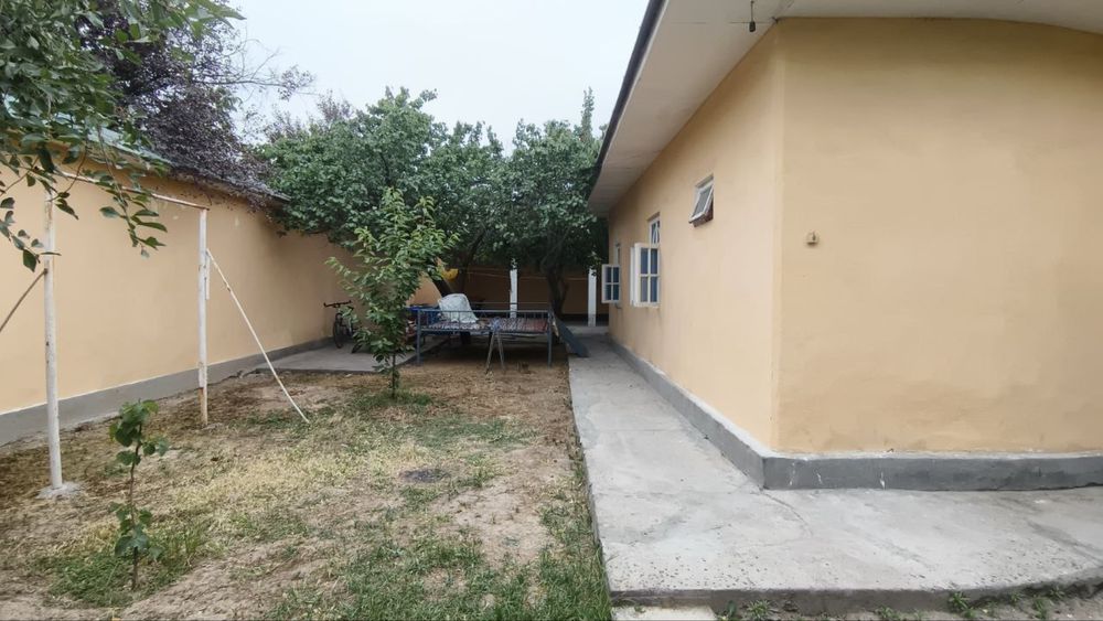 Продаю участок в Яшнабадском районе станция метро 5, 4.3 сотки 7 ком