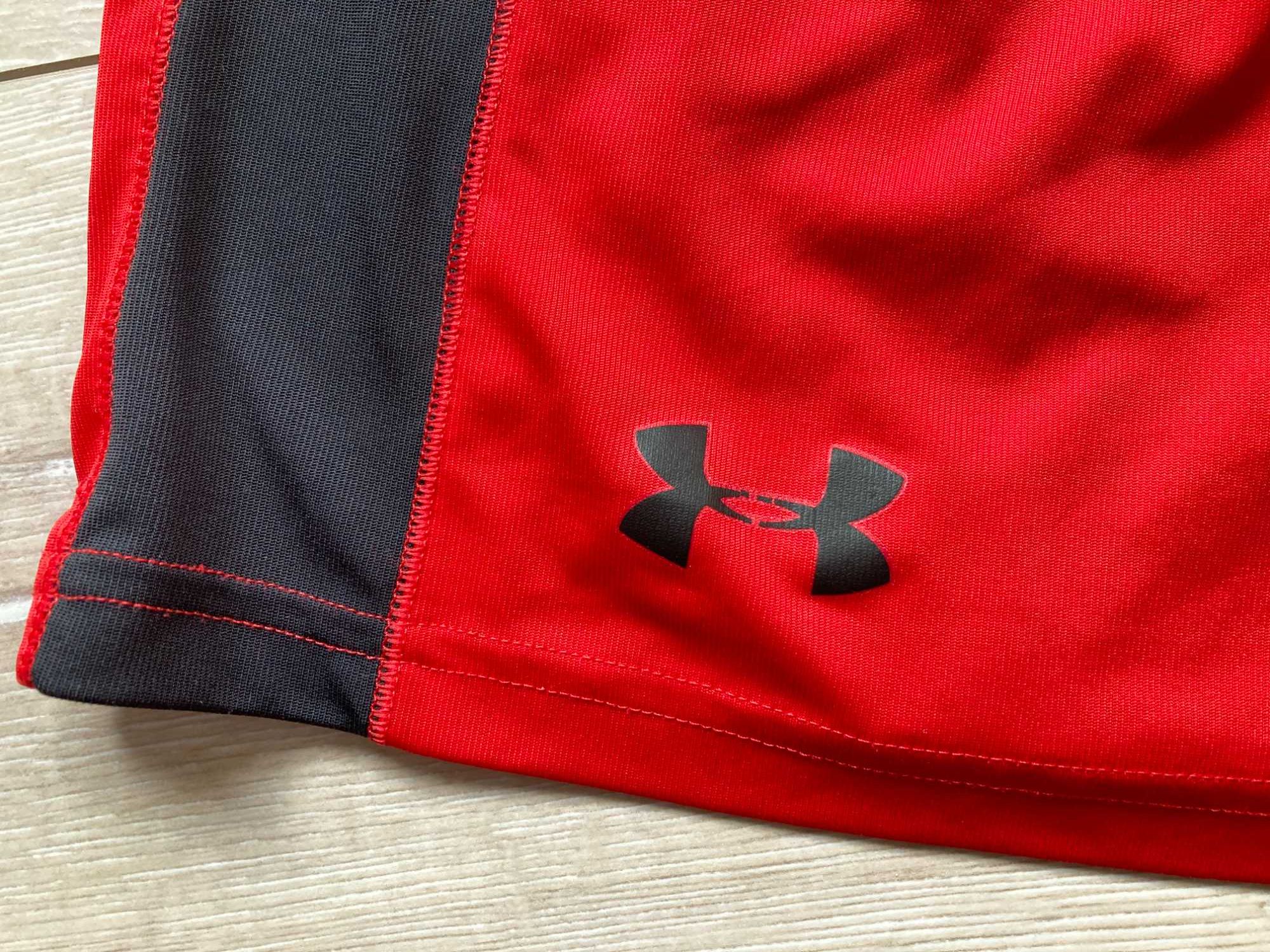 Under Armour LOOSE мъжки къси панталони къс панталон шорти размер XL