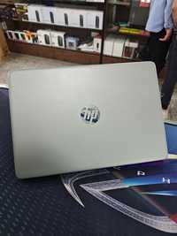 HP laptop 14 (i3-11/8/256)