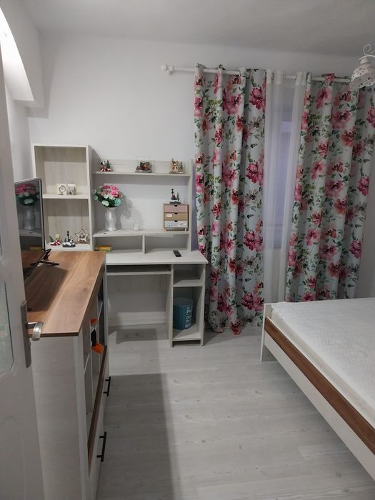 Inchiriez casa aproape de Aurel Vlaicu ( Medeea)