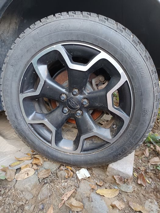 Гуми с джанти за субару 225/55/17