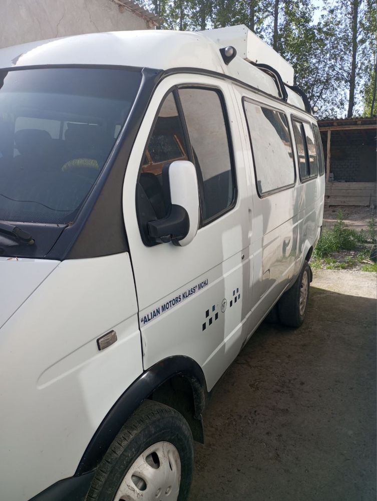 Gazel mikroavtobus