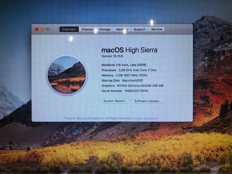 Лаптоп APPLE MacBook A1342 в много добро състояние, SSD, има Windows7