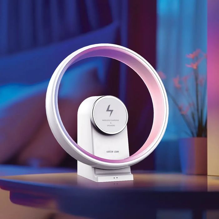 Прикроватные часы / часы с беспроводной зарядкой /Доставка 24/7