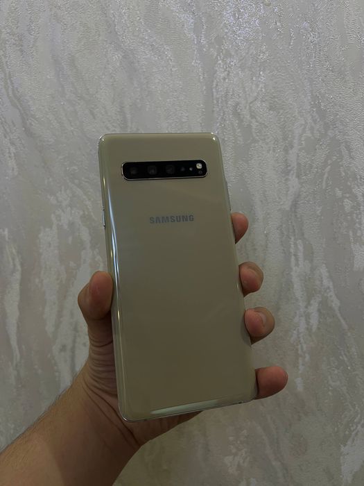 Samsung S10,plus,5 g 8/256 gb