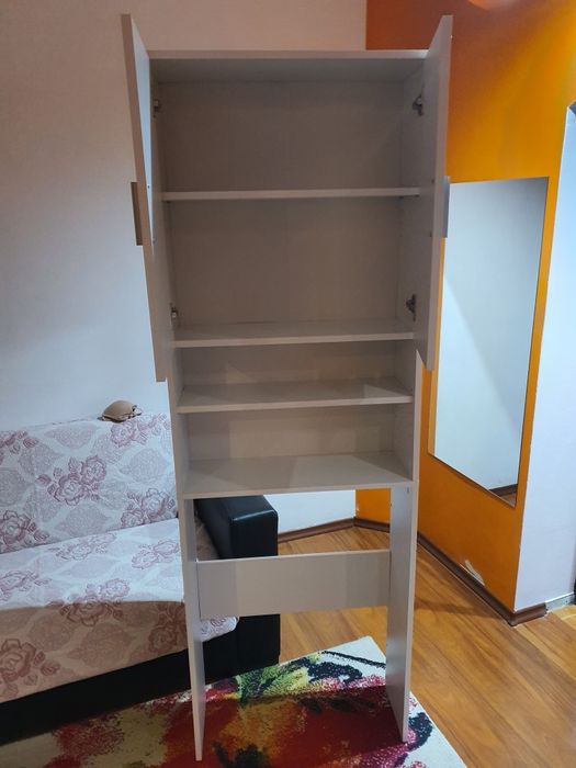 Vând dulap pentru baie