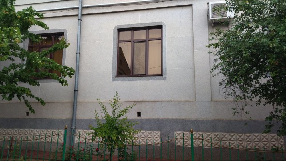 Nazarbekda hovli sotiladi