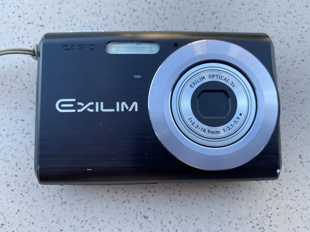 Aparat foto compact Casio Exilim EX Z 60