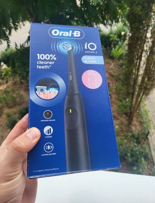 Periuta electrica oral b Noua