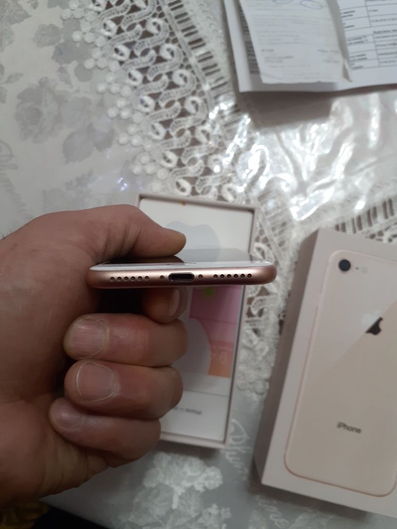 Сатылымда iPhone 8 жагдайы оте жаксы.