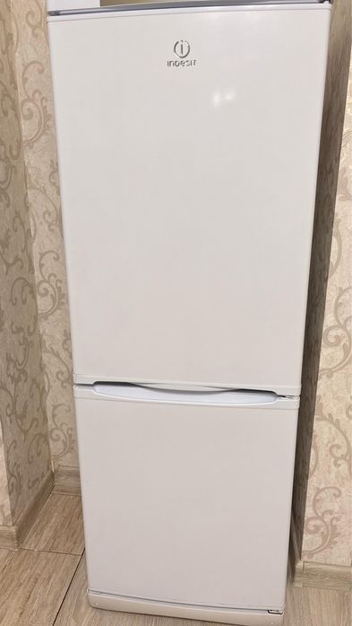 Холодильник Индезит